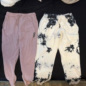 2 pairs of young La sweatpants both medium and good condition